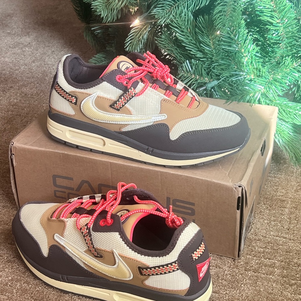 Mens Nike Air Max Cactus Jack with Brown and Cream Highlights